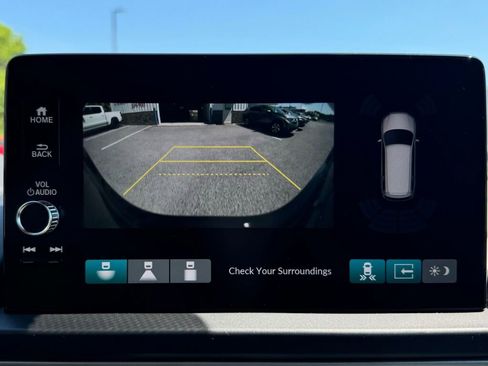 Used 2025 Honda Pilot EX-L image 32