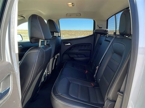 Used 2021 GMC Canyon Denali image 16