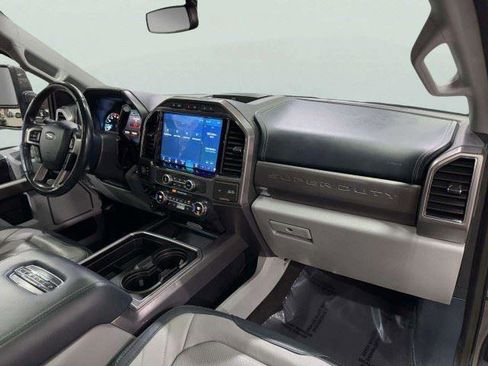 Used 2022 Ford F250 Limited w/ FX4 Off-Road Package AWD/4WD image 62