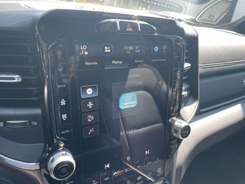 Used 2023 RAM 1500 Laramie AWD/4WD image 29