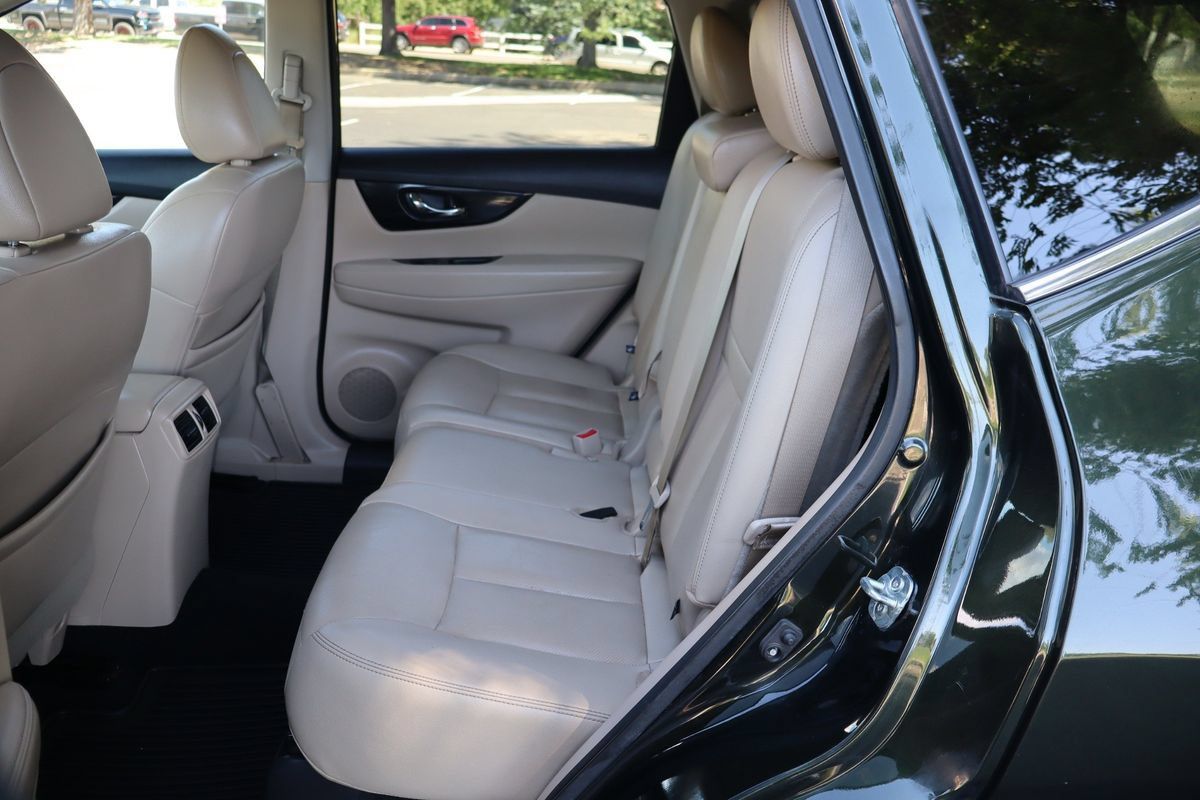 Used 2019 Nissan Rogue SL w/ Premium Package AWD/4WD image 20