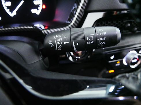 Used 2025 Honda CR-V EX-L image 32