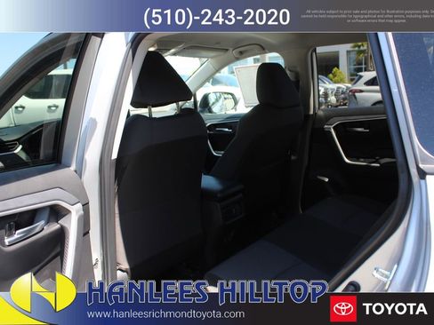 Certified 2025 Toyota RAV4 XLE AWD/4WD image 15