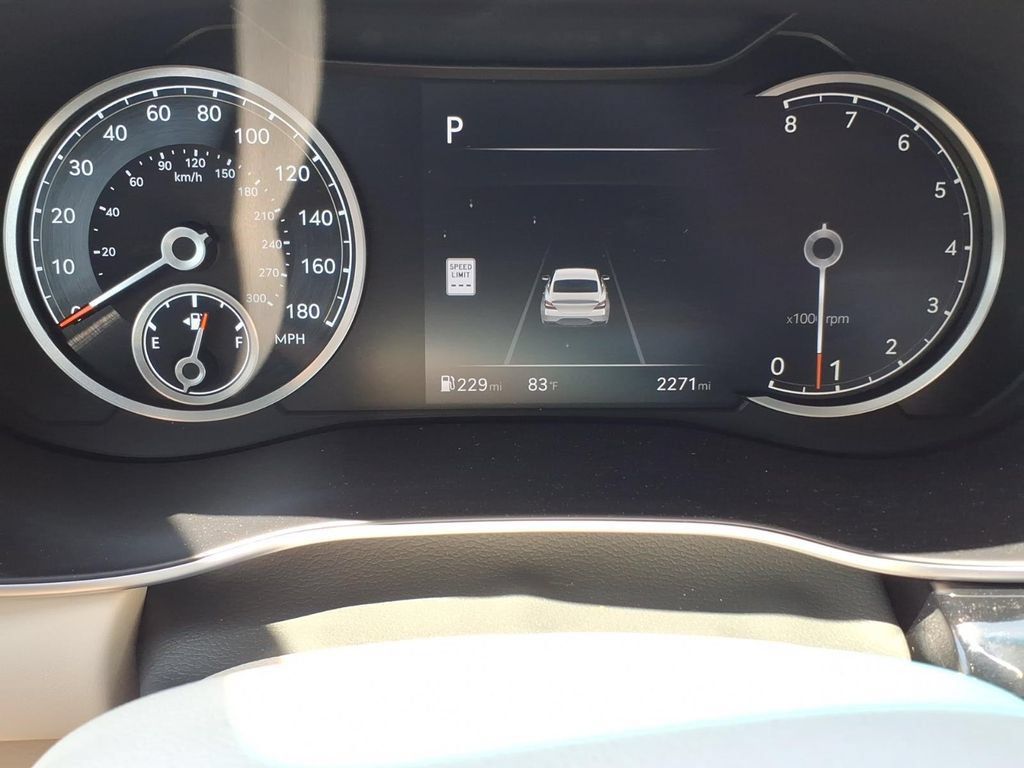 Used 2026 Genesis G70 2.5T Prestige RWD image 19