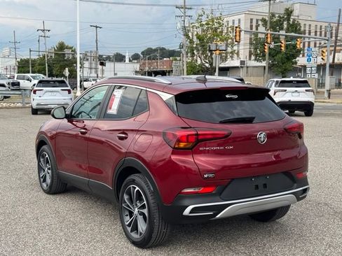 Used 2023 Buick Encore GX Select FWD image 3