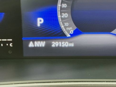 Used 2022 Volkswagen Tiguan SE image 12