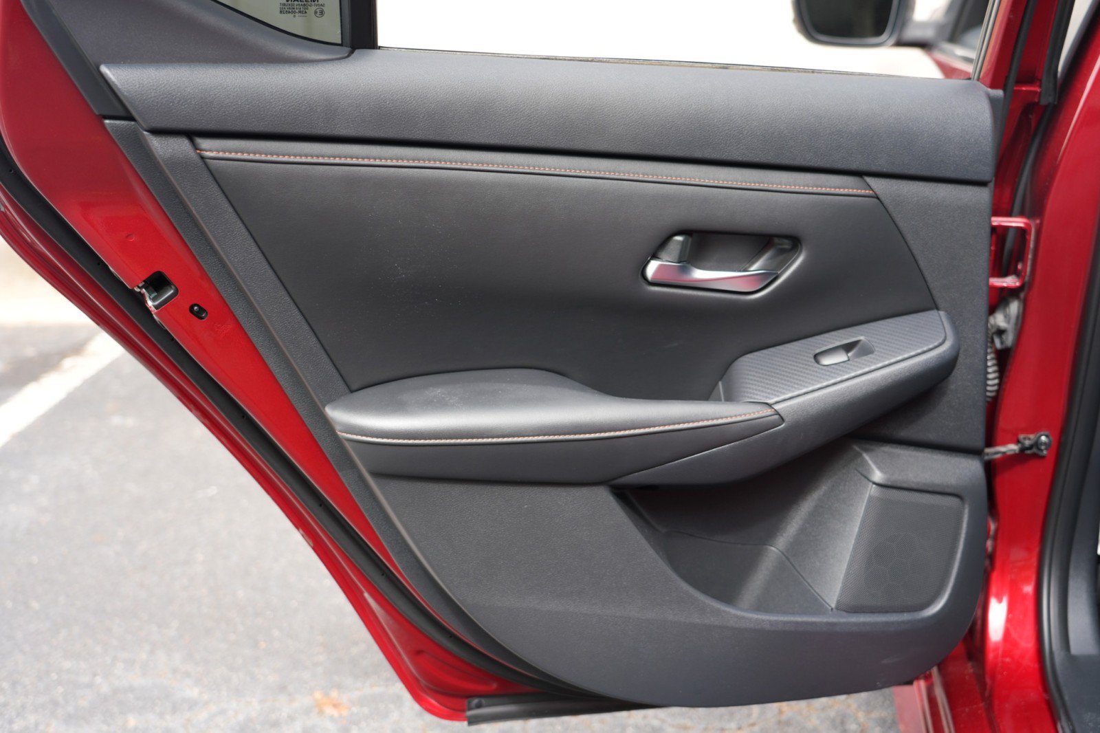 Used 2020 Nissan Sentra SR w/ Premium Package FWD image 38