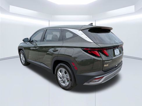 Certified 2026 Hyundai Tucson SE FWD image 6