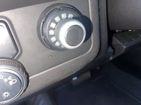 Used 2021 Chevrolet Tahoe LS AWD/4WD image 40