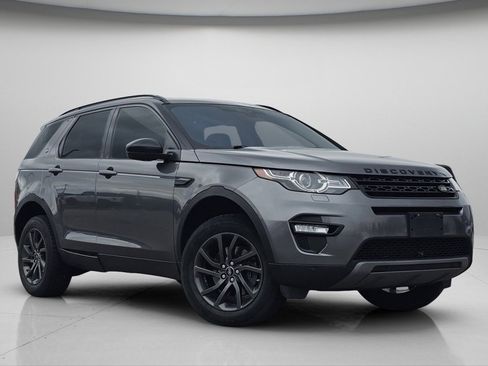 Used 2018 Land Rover Discovery Sport HSE image 2