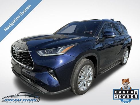 Used 2023 Toyota Highlander Limited image 1