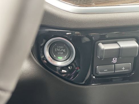 New 2025 Chevrolet Silverado 1500 LT w/ Convenience Package II image 53