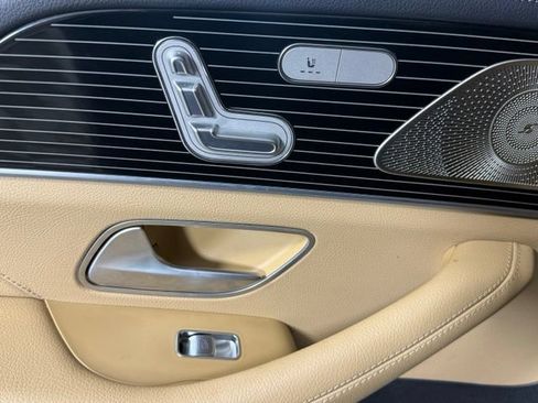Used 2024 Mercedes-Benz GLS 580 4MATIC image 54