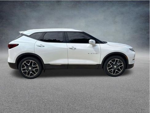 Used 2024 Chevrolet Blazer Premier w/ Driver Confidence II Package AWD/4WD image 12