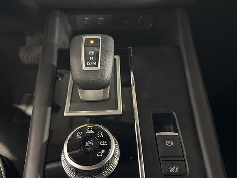 Used 2023 Mitsubishi Outlander ES image 39