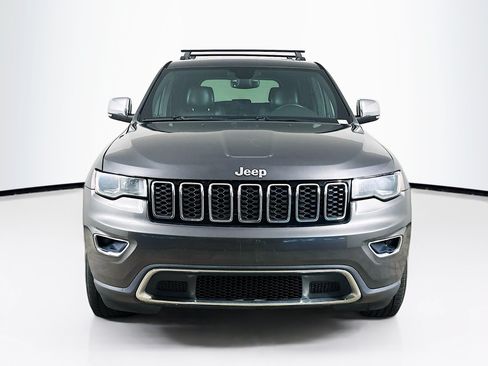 Used 2017 Jeep Grand Cherokee Limited w/ Trailer Tow Group IV AWD/4WD image 2