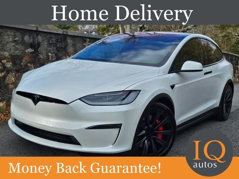 Used 2024 Tesla Model X Plaid image 1