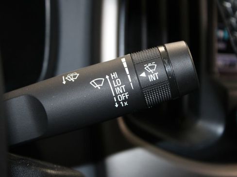 Used 2018 Chevrolet Colorado Z71 image 25