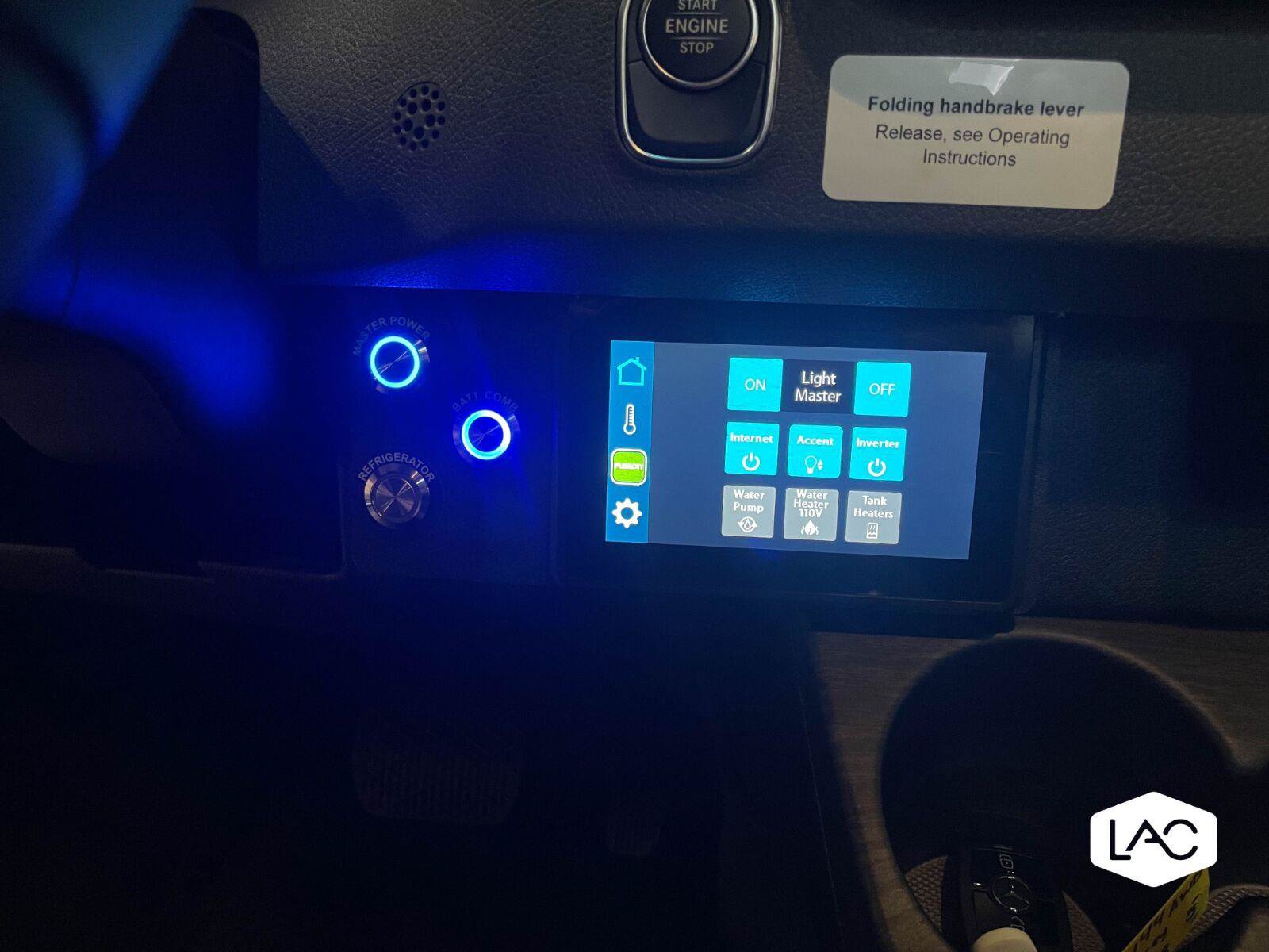 Used 2023 Mercedes-Benz Sprinter 2500 image 25