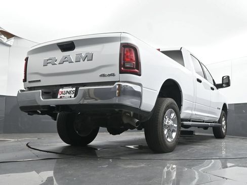 Used 2026 RAM 2500 Big Horn AWD/4WD image 41