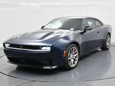 New 2025 Dodge Charger Daytona Scat Pack w/ Track Pack AWD/4WD image 2