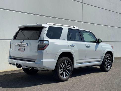 Certified 2024 Toyota 4Runner Limited AWD/4WD image 7