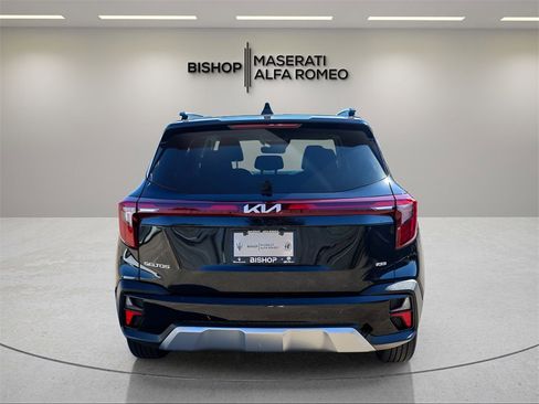Used 2024 Kia Seltos S image 6
