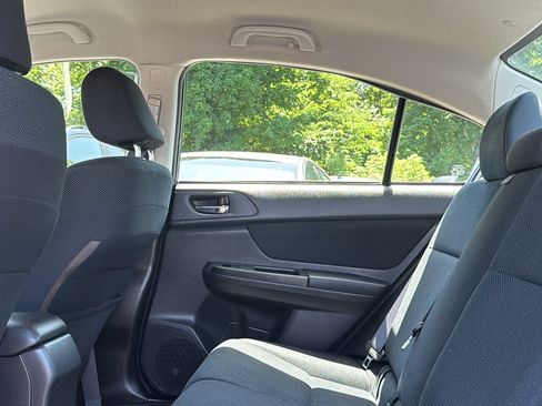 Used 2013 Subaru Impreza 2.0i Premium AWD/4WD image 21