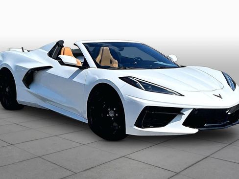 Used 2022 Chevrolet Corvette Stingray Preferred Conv RWD image 3