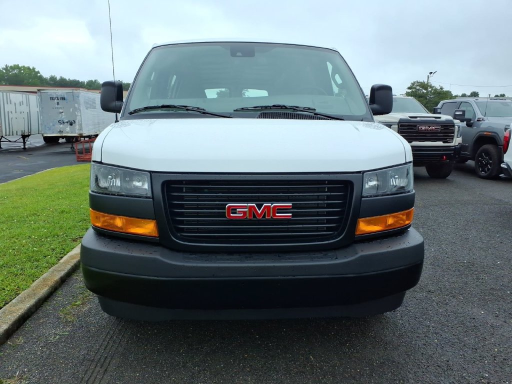 New 2026 GMC Savana 2500 Extended w/ Driver Convenience Package RWD image 2