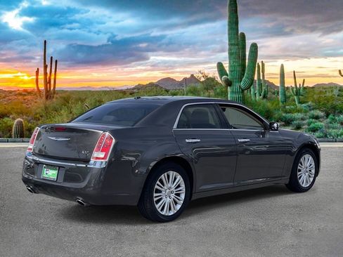 Used 2014 Chrysler 300 C AWD/4WD image 3