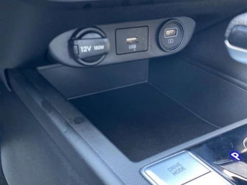 Certified 2023 Hyundai Elantra Blue image 28