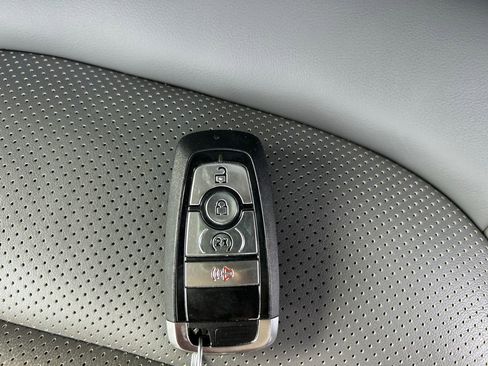 Used 2025 Ford Bronco Sport Badlands AWD/4WD image 31