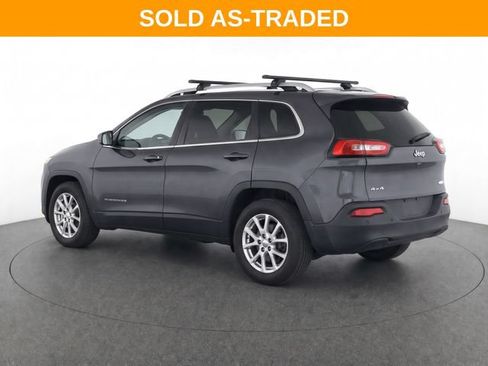 Used 2016 Jeep Cherokee Latitude w/ Safety/Convenience Group AWD/4WD image 8