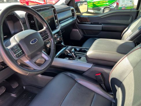 Used 2023 Ford F150 Lariat w/ FX4 Off-Road Package AWD/4WD image 16