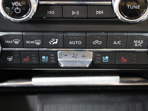 Used 2022 Ford F150 Platinum image 70