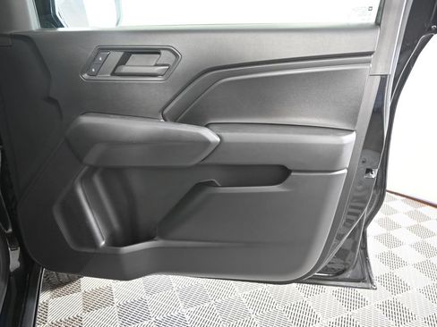 Used 2023 Chevrolet Colorado Trail Boss w/ Technology Package AWD/4WD image 13