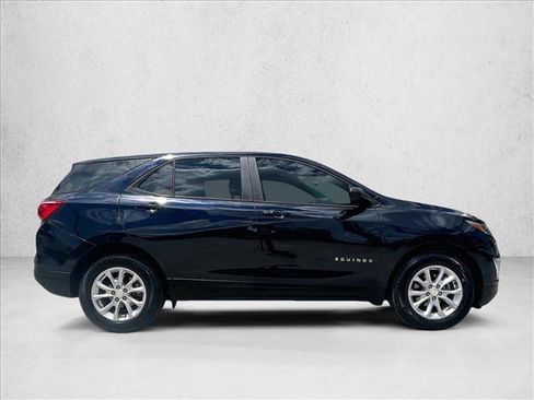 Used 2020 Chevrolet Equinox LS FWD image 5