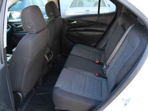 Used 2023 Chevrolet Equinox LT image 27