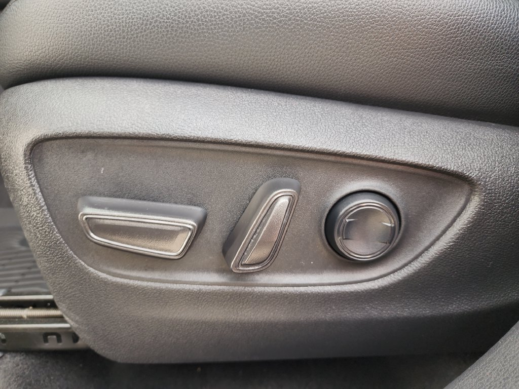 Used 2024 Toyota Grand Highlander FWD image 17