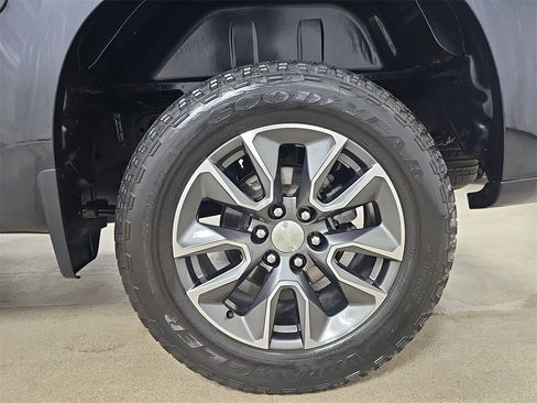 Certified 2022 Chevrolet Silverado 1500 LT image 40