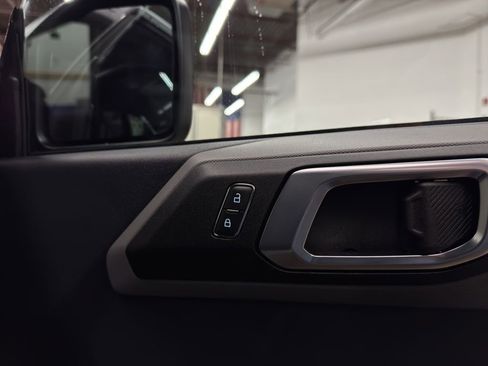 Used 2024 Ford Bronco Everglades image 35