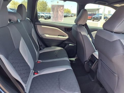 Used 2025 Subaru Forester w/ Convenience Package #2 AWD/4WD image 20