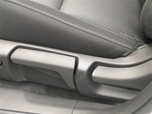 New 2026 Mitsubishi Outlander ES image 20