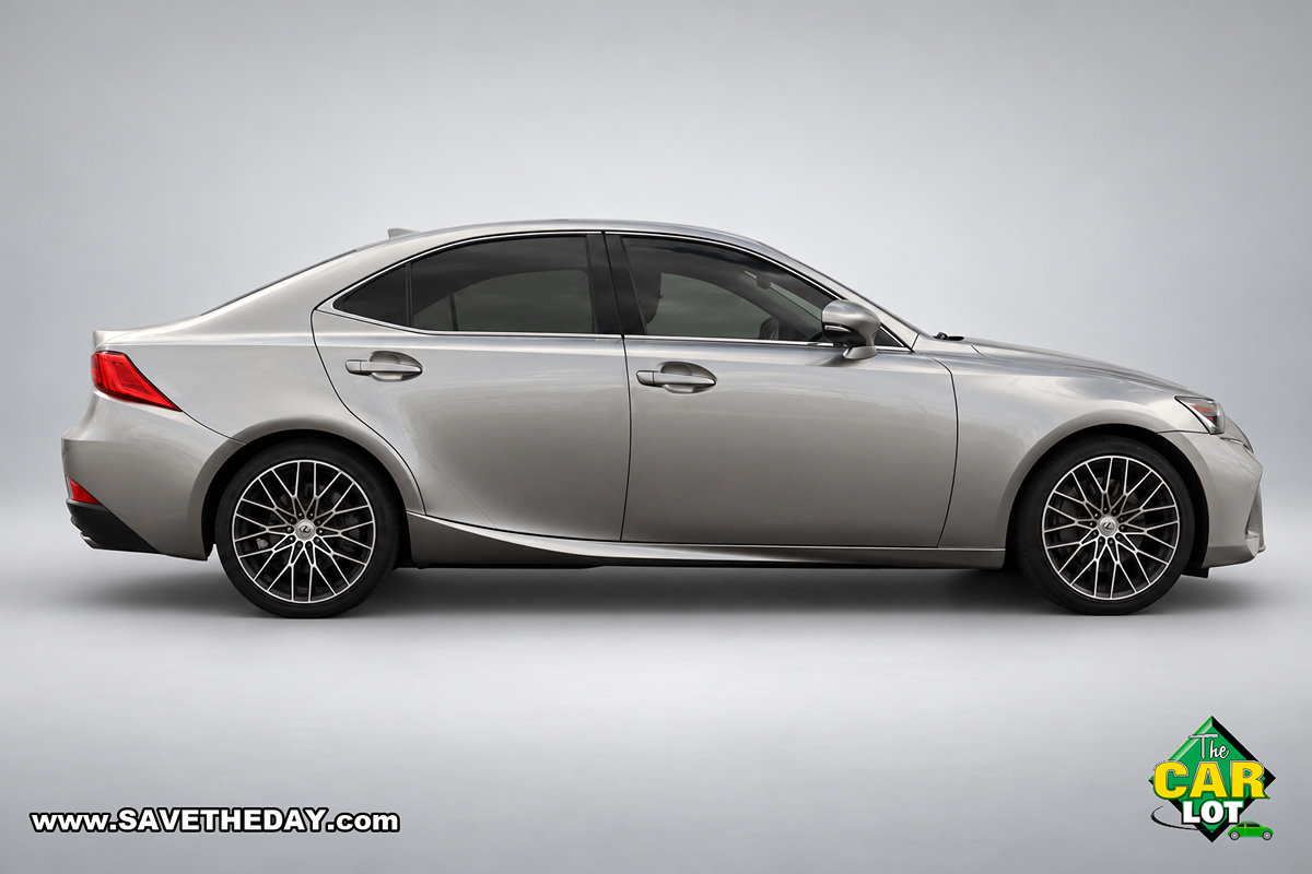 Used 2017 Lexus IS 200t RWD image 9