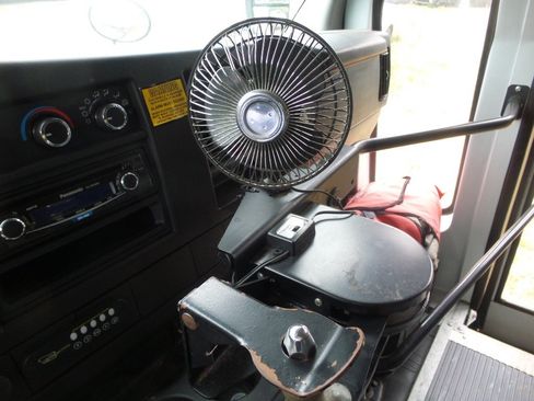 Used 2013 Chevrolet Express 3500 w/ School Bus Package image 18