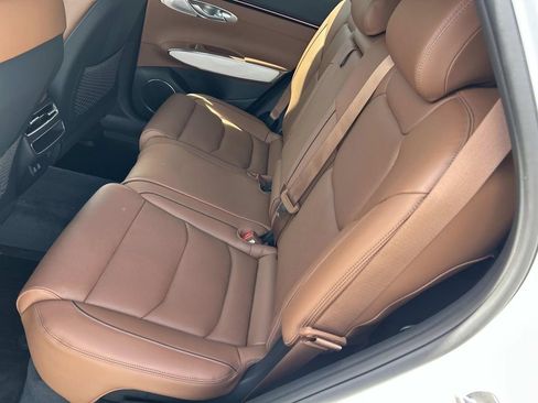 New 2026 Genesis GV70 2.5T Advanced AWD/4WD image 21