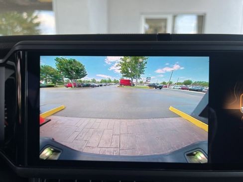 New 2025 Jeep Gladiator Sport image 14