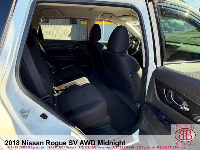 Used 2018 Nissan Rogue SV AWD/4WD image 13
