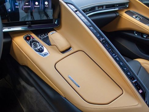 Used 2025 Chevrolet Corvette Z06 w/ Stealth Interior Trim Package image 21